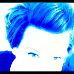 Meet your Posher, Sandy